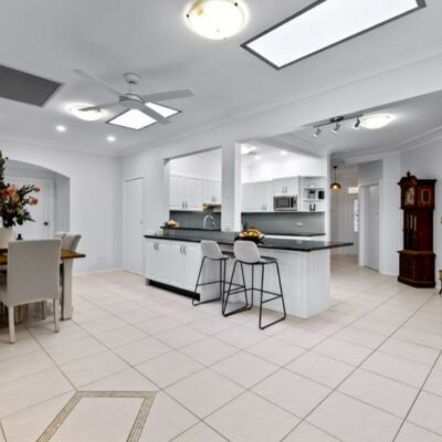 Emu plains dining
