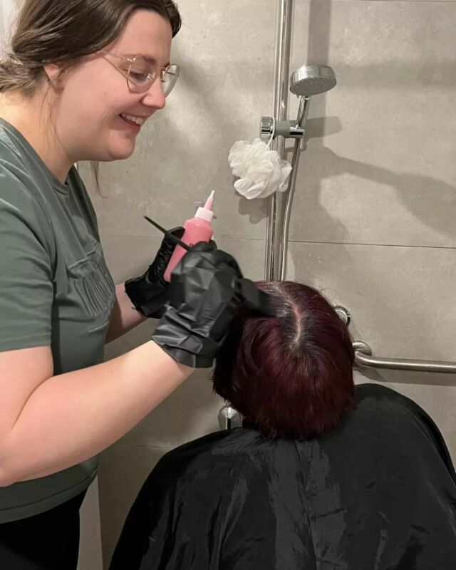 When Allara staff becomes hair stylists! 💇‍♀️

Watch out world, we've got a talented hair guru on our team! Our amazing staff member Caitlin turned into a hair artist and gave our participant's hair a gorgeous makeover ✨

#SupportedIndependentliving #NDIS #NDISparticipants #DisabilityAwareness #AllaraSupportServices #DisabilitySupport #NDISprovider #CommunityParticipation #iLoveNDIS #SupportCoordinator #WesternSydney #Wollongong #participant