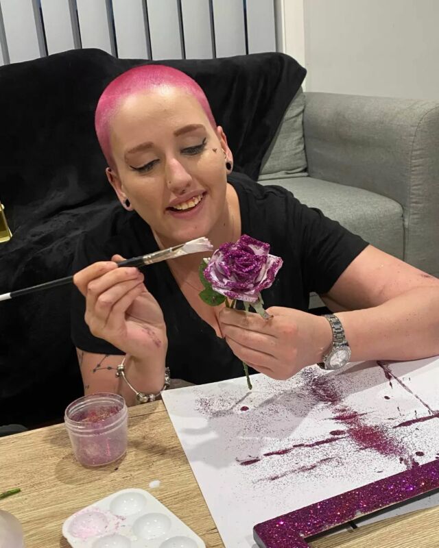 Creativity in Bloom 🌸

Watch Amelia transform the ordinary into the extraordinary with her glittering floral masterpieces. Who else loves adding a little sparkle to their day?

#SupportedIndependentliving #NDIS #NDISparticipants #SILliving #Arttherapy